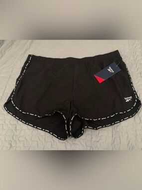 Reebok Relaxed Fit Woman’s Shorts XL